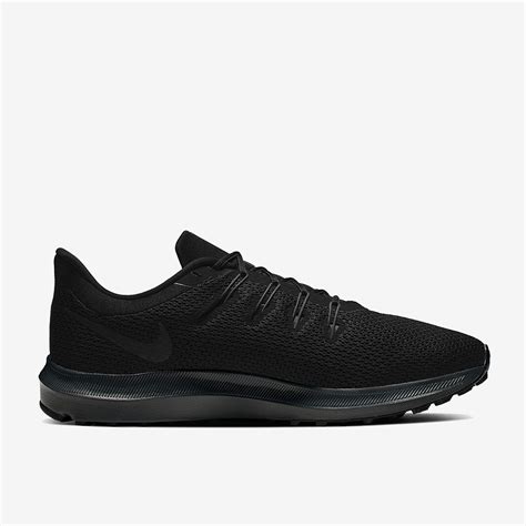 Nike quest 2 black